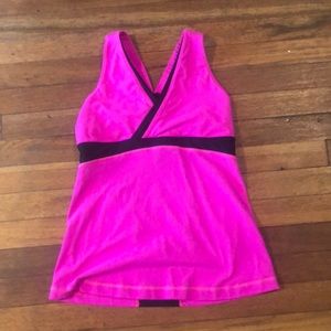Lululemon workout top